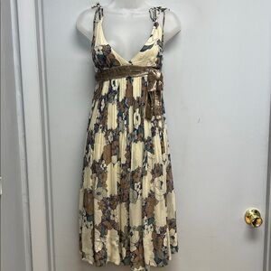 Anthropologie Maple Floral Pleated Midi Dress Velvet Tie Waist Size 8